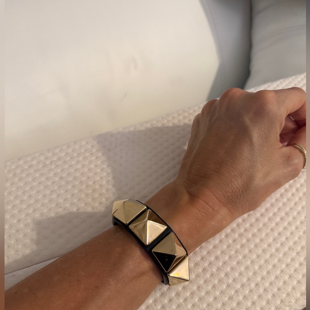authentic Valentino leather Va Va Voom rocketed   Bracelet - Picture 4 of 9
